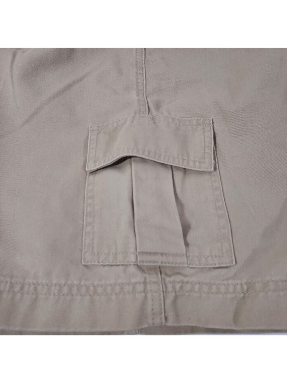 Shorts Liz Claiborne Khaki 100% Cotton Golf Size 4 Beach Boat - Picture 8 of 12